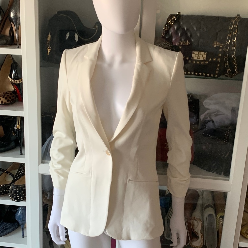 Elizabeth and James Fitted Blazer
